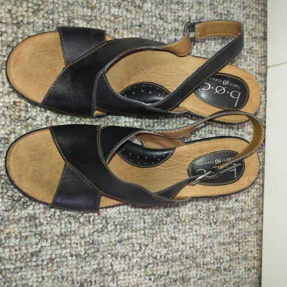 9 B.O.C. Born Concept black wedge heel cross strap leather sandal - Picture 8 of 13